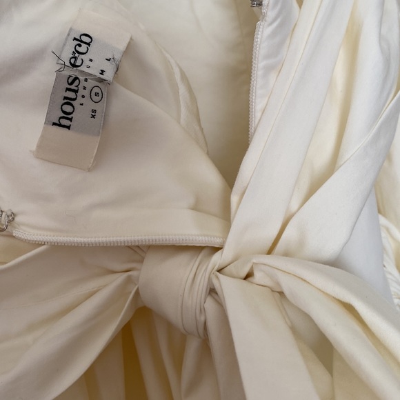 HOUSE OF CB 'Florianne' Ivory Bow Mini Dress NWOT size S - Picture 6 of 11